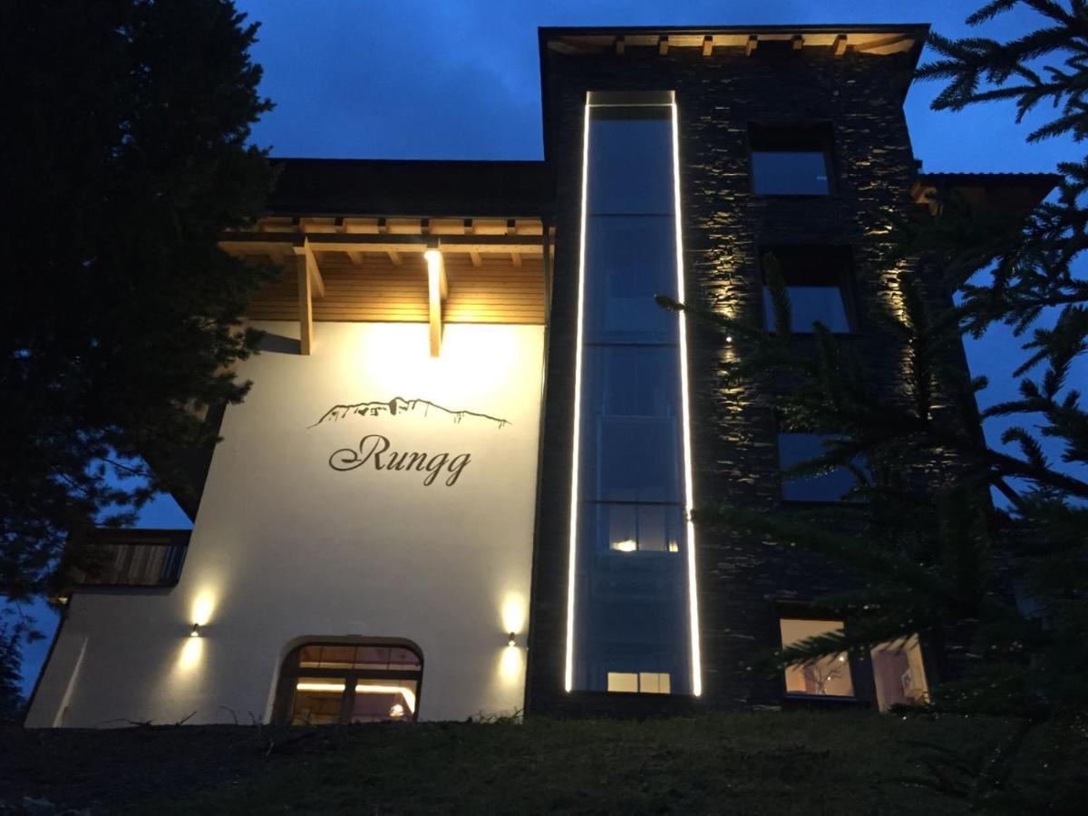 Guesthouse Rungg Badia (South Tyrol) Exterior photo